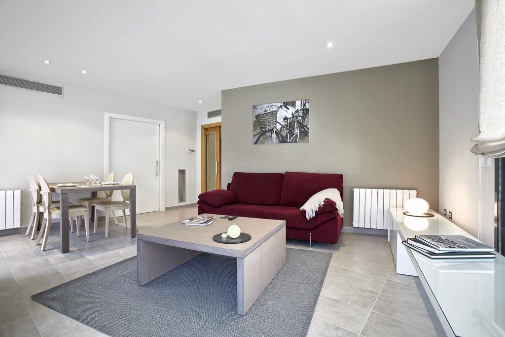 Apartaments Terraza Figueres Figueres  Eksteriør bilde