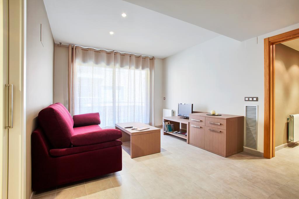 Apartaments Terraza Figueres Figueres  Eksteriør bilde